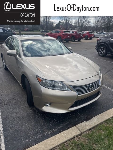2015 Lexus ES Hybrid 300h FWD