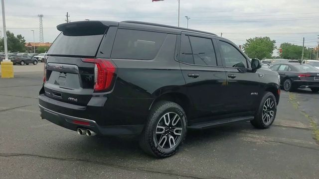 2023 GMC Yukon AT4 8