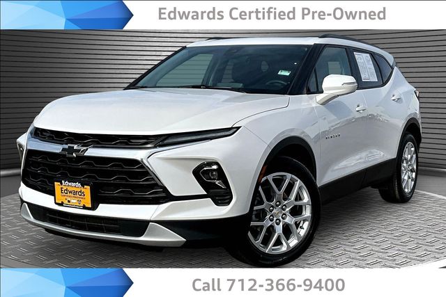 White (Iridescent Pearl Tricoat) 2024 Chevrolet Blazer 3LT AWD SUV / Crossover All-Wheel Drive 9-Speed Automatic Overdrive