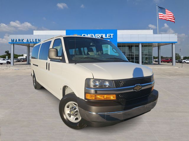 2025 Chevrolet Express 3500 LT Extended RWD