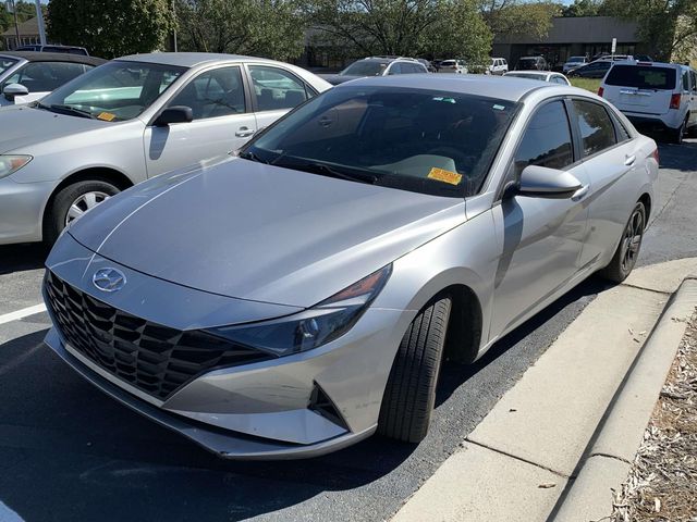 2021 Hyundai Elantra SEL 5