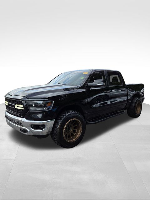Diamond Black Crystal Pearlcoat 2019 RAM 1500 Pickup Truck Four-Wheel Drive 8-Speed Automatic