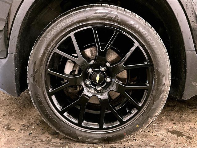 2022 Chevrolet Trax LT Black at South Hills Kia