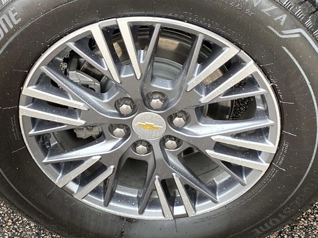 Used 2026 Chevrolet Traverse SUV