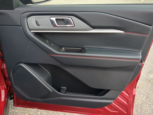 New 2026 Rapid Red Metallic Tinted Clearcoat Ford ST-Line image 45