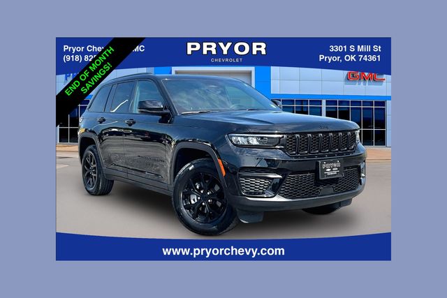 Diamond Black Crystal Pearlcoat 2025 Jeep Grand Cherokee SUV / Crossover Four-Wheel Drive 8-Speed Automatic