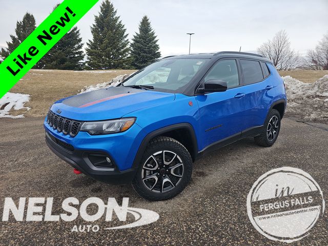 Hydro Blue Pearlcoat 2026 Jeep Compass Trailhawk 4WD SUV / Crossover Four-Wheel Drive 8-Speed Automatic