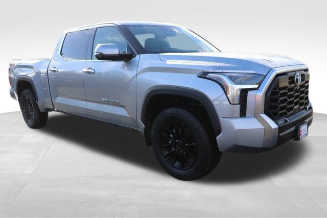 2022 Toyota Tundra Limited 17