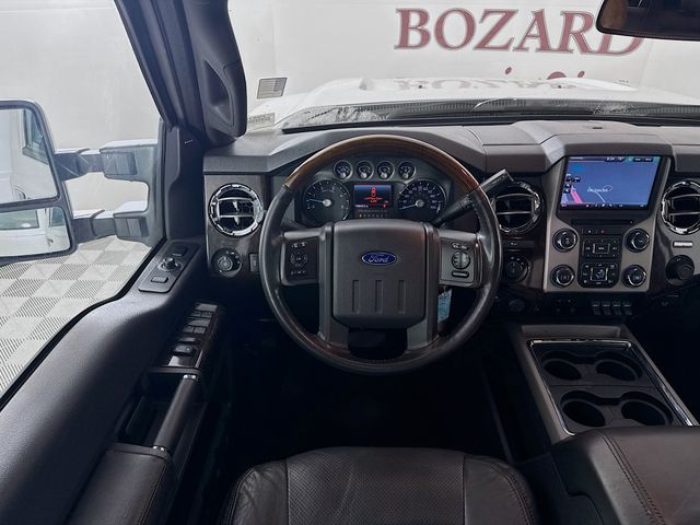 2015 White Platinum Metallic Tri-Coat Ford Super Duty F-250 SRW Platinum 4X4 Truck