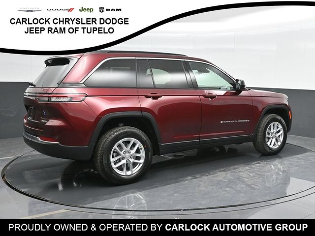 2025 Jeep Grand Cherokee Laredo 2