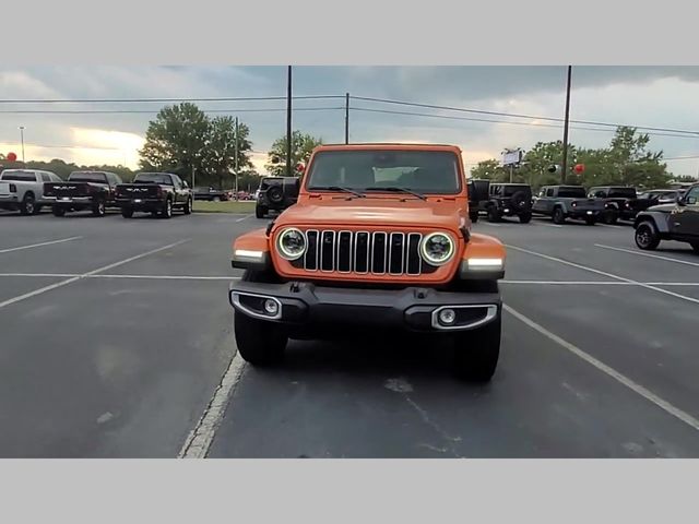 2025 Jeep Wrangler 4-Door Sahara 4x4