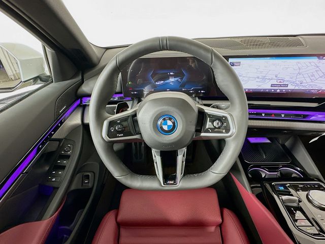 2025 BMW i5 xDrive40 11