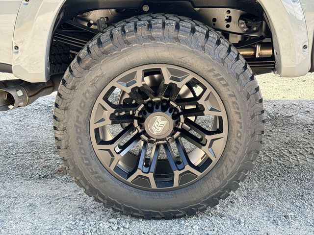 New 2026 Avalanche Ford F-250® Lariat® image 11