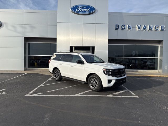 2025 Ford Expedition Active 4WD