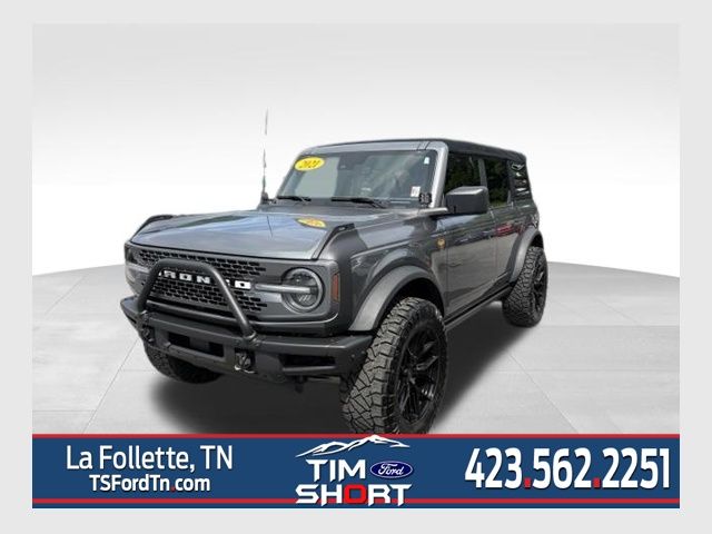 Carbonized Gray Metallic 2021 Ford Bronco Badlands Advanced 4-Door 4WD SUV / Crossover Four-Wheel Drive 7-Speed Manual