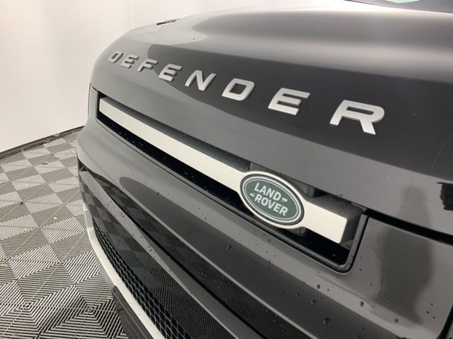 2020 Land Rover Defender 110 S 39