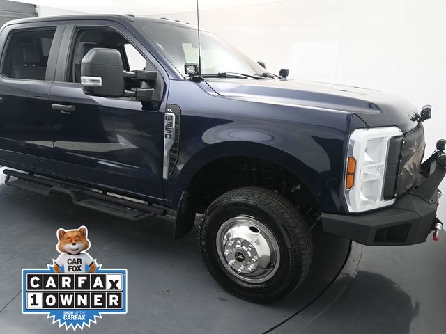Blue Metallic 2024 Ford F-350 Super Duty XL Crew Cab LB DRW 4WD Pickup Truck Four-Wheel Drive Automatic