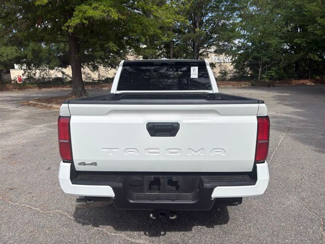 Used 2025 White Toyota SR5 image 4