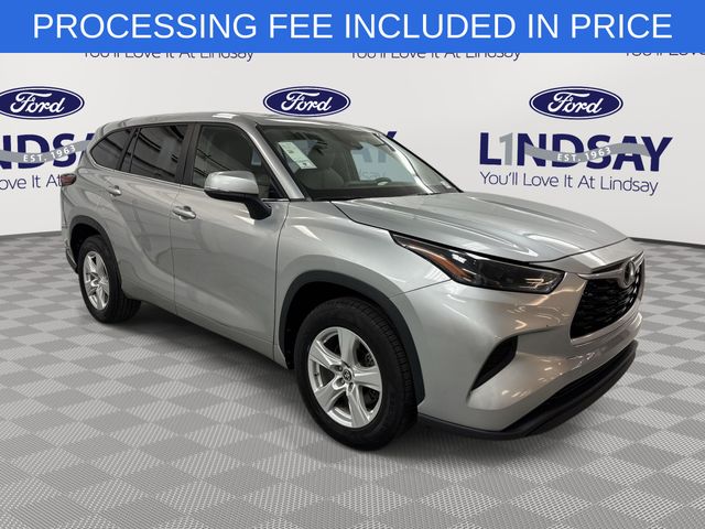 Celestial Silver Metallic 2023 Toyota Highlander L FWD SUV / Crossover Front-Wheel Drive 8-Speed Automatic