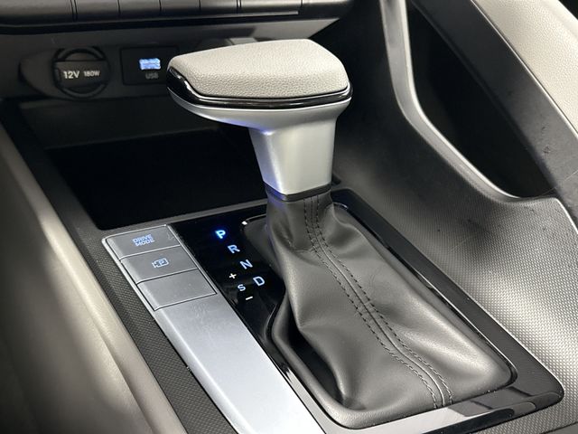 Used 2024 Hyundai Elantra For Sale in Indianapolis, IN