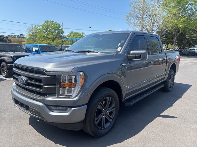 View vehicle photo 4