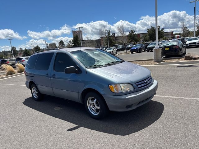 2002 Toyota Sienna XLE