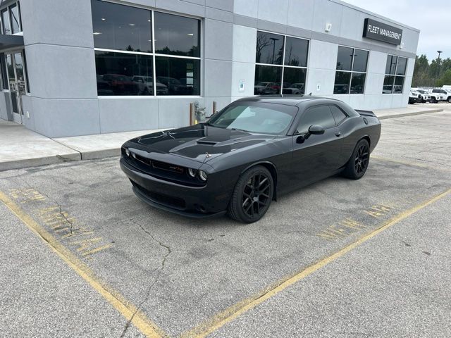 Used 2015 Pitch Black Clearcoat Dodge R/T image 2