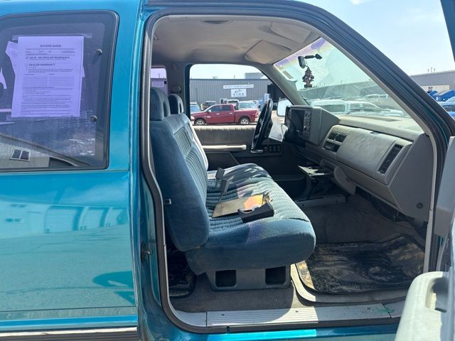 1994 Blue Chevrolet C/K 1500 Cheyenne 4X4 Truck