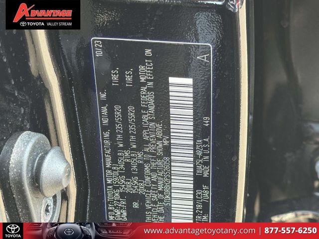 Used 2023 Toyota Highlander SUV