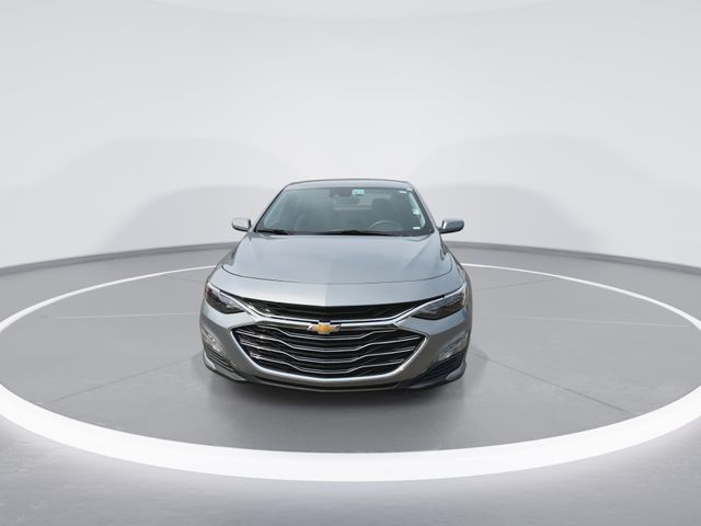 Used 2025 Gray Chevrolet LT image 3