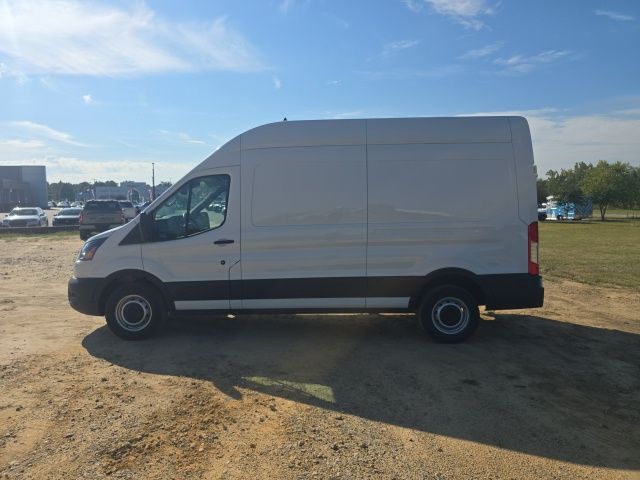 Used 2024 Oxford White Ford Base image 10