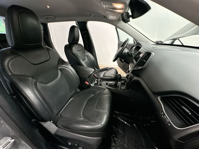 2021 Jeep Cherokee Latitude Lux Gray at Klick Lewis Buick Chevrolet