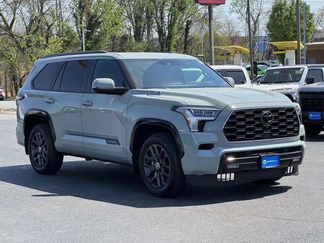 2024 Toyota Sequoia Platinum 4WD i-FORCE MAX Hybrid's photo