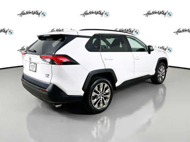 2020 Toyota RAV4 XLE Premium 5