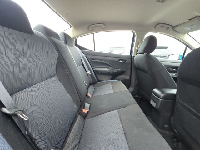 2024 Nissan Versa 1.6 SV:B01992