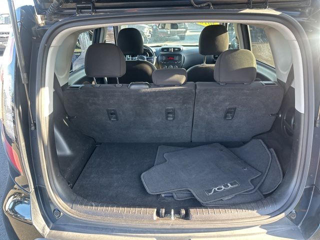 2016 Kia Soul Base 19