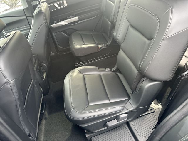 Certified Used 2024 Green Ford XLT image 25