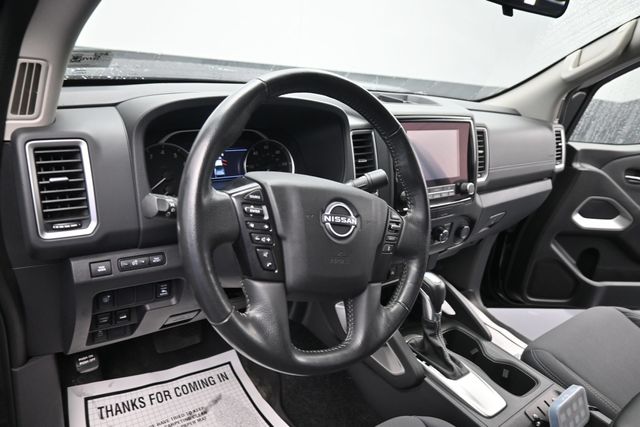2022 Super Black Nissan Frontier SV 4X4 Truck