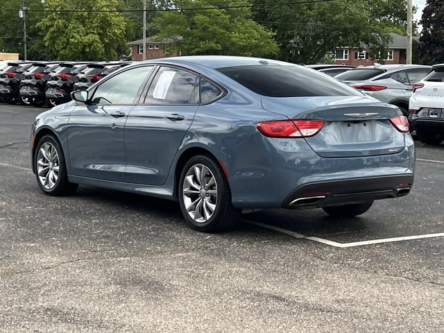 2015 Chrysler 200 #3