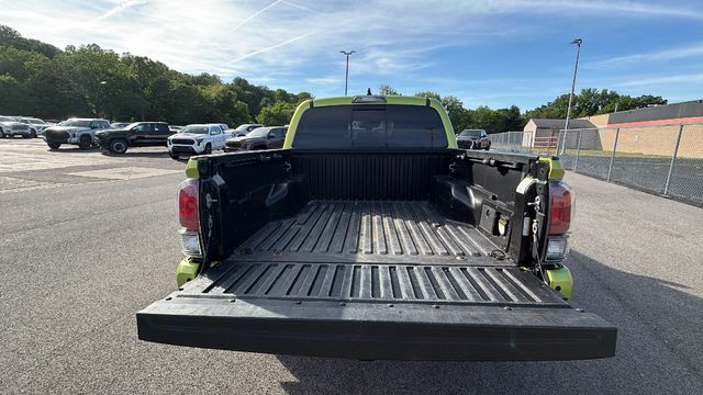 2022 Toyota Tacoma TRD Pro - Image 5