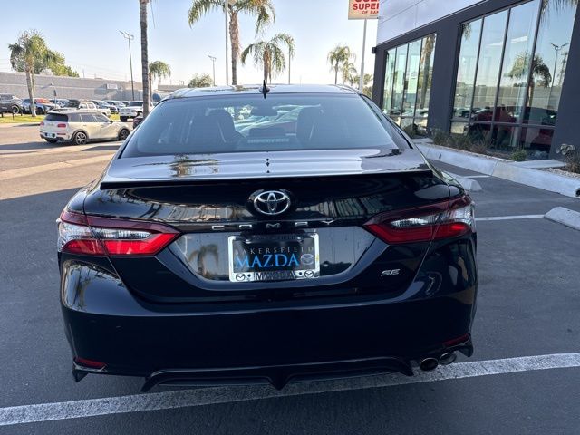 2022 Toyota Camry SE 5