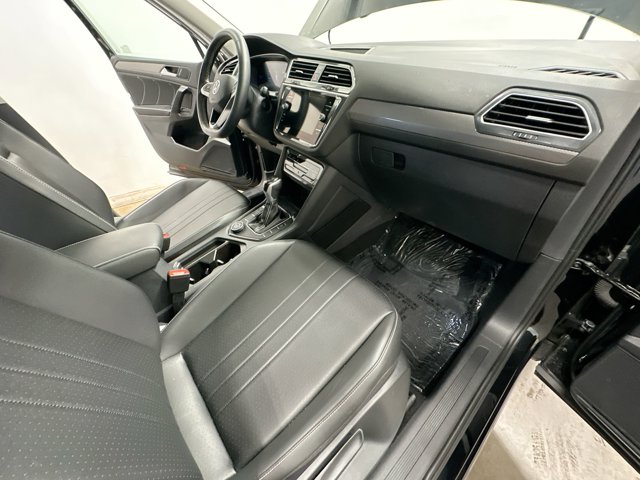 2024 Volkswagen Tiguan 2.0T SE Black at Sutliff Volkswagen