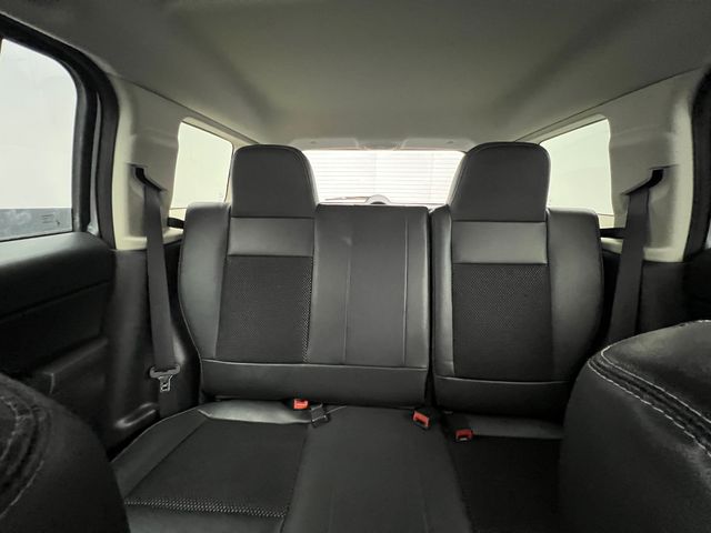 2016 Bright White Clearcoat Jeep Patriot Sport SE 4X4 SUV