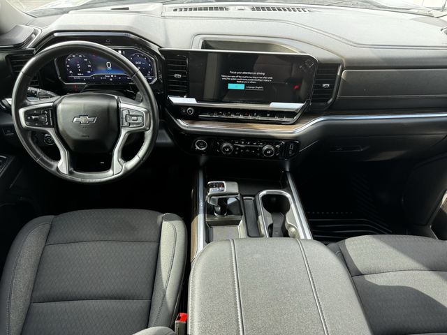 2023 Chevrolet Silverado 1500 RST - 11
