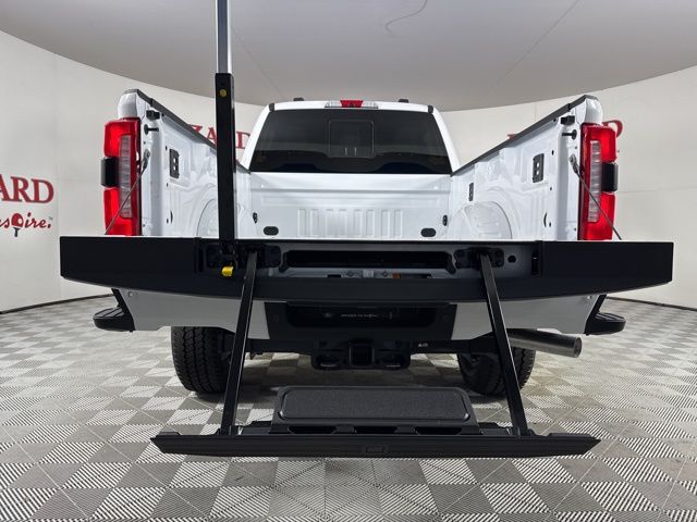 2025 Oxford White Ford Super Duty F-250 SRW XL 4X4 Truck