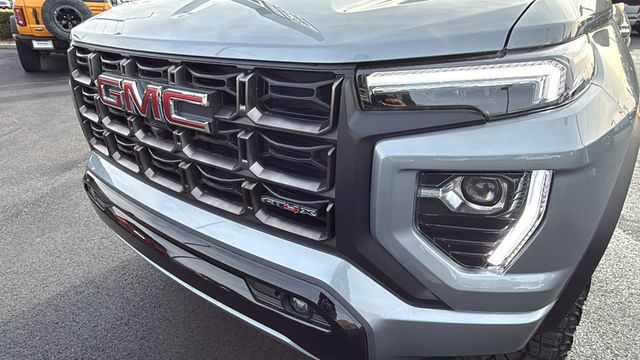 2024 GMC Canyon AT4X 9