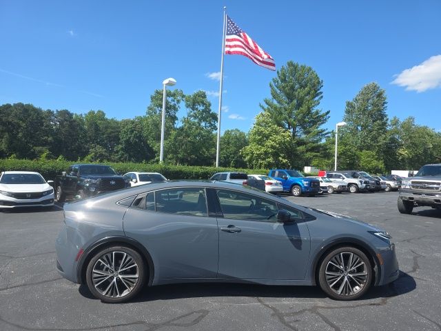 2024 Toyota Prius XLE - Photo 9