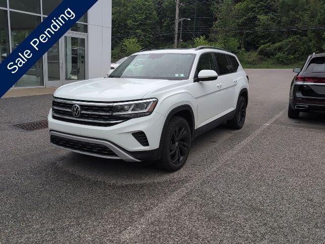 2023 Volkswagen Atlas 3.6L V6 SE w/Technology White at Sutliff Volkswagen