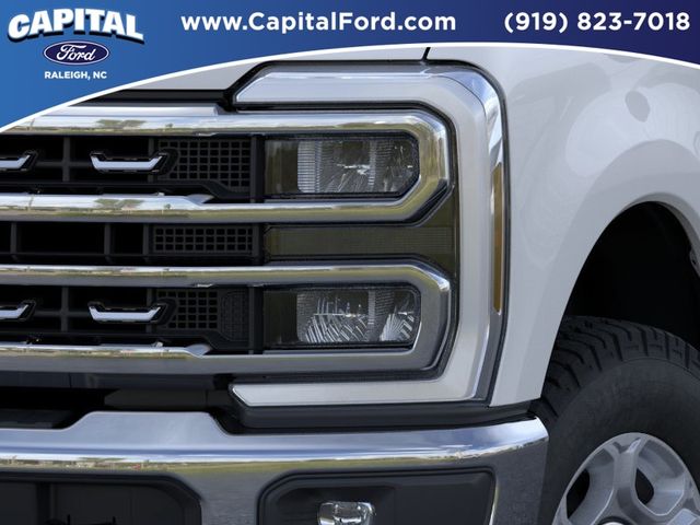 New 2026 Oxford White Ford F-250® XLT image 18
