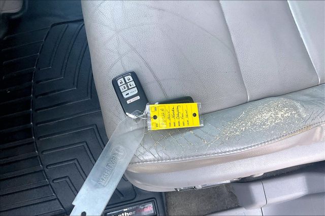Used 2015 Honda Odyssey Van
